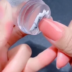 ESTAMPADOR DE UÑAS