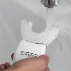 INTELLIGENT ELECTRIC U-TOOTHBRUSH WITH COLD LIGHT